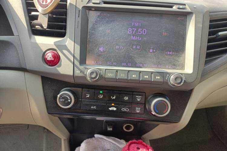 Used Honda Civic 2012 1.8L automatic comfort version Audio And AC Panel