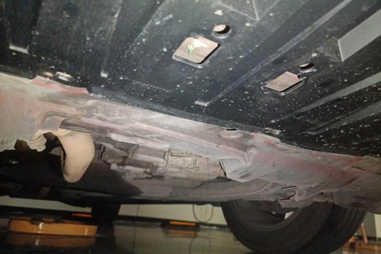 Used Honda Civic 2012 1.8L automatic luxury edition Chassis Front