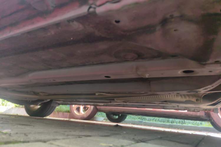 Used Honda Civic 2012 1.8L automatic luxury edition Chassis Front Right