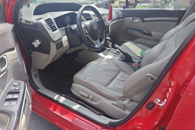Used Honda Civic 2012 1.8L automatic luxury edition Driver Seat