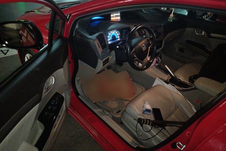 Used Honda Civic 2012 1.8L automatic luxury edition Driver Seat