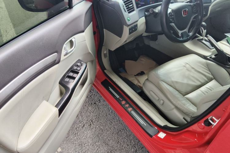 Used Honda Civic 2012 1.8L automatic luxury edition Driver Seat