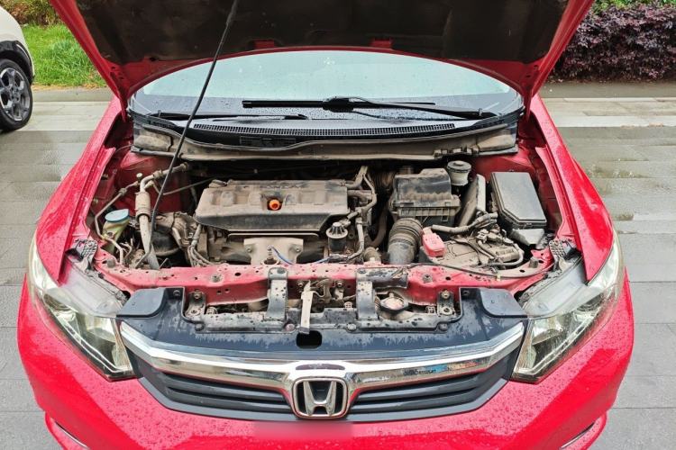 Used Honda Civic 2012 1.8L automatic comfort version Engine Bay