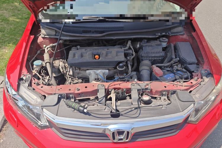 Used Honda Civic 2012 1.8L automatic luxury edition Engine Bay