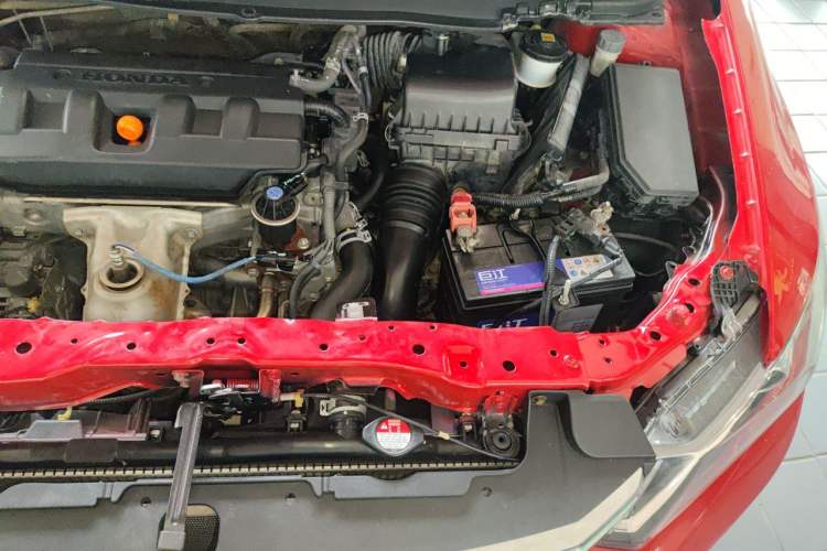 Used Honda Civic 2012 1.8L manual Comfort version Engine Bay Left