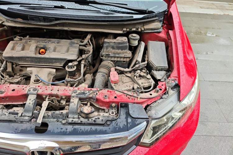 Used Honda Civic 2012 1.8L automatic comfort version Engine Bay Left