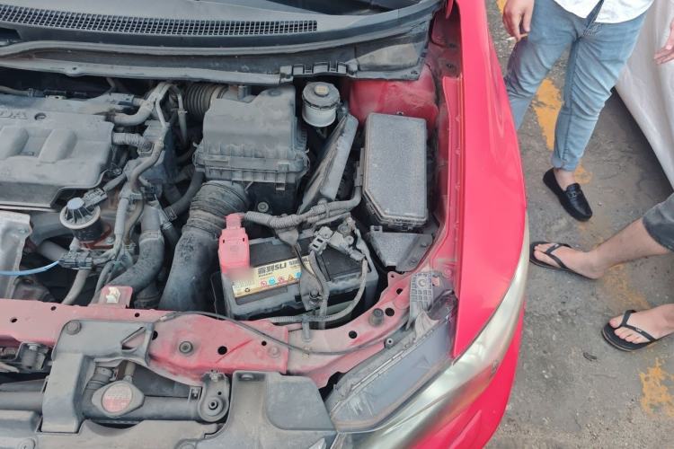 Used Honda Civic 2012 1.8L automatic luxury edition Engine Bay Left