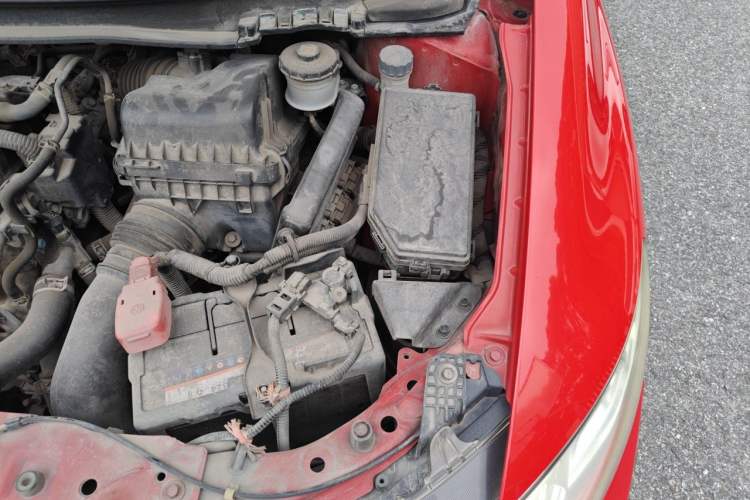 Used Honda Civic 2012 1.8L manual Comfort version Engine Bay Left