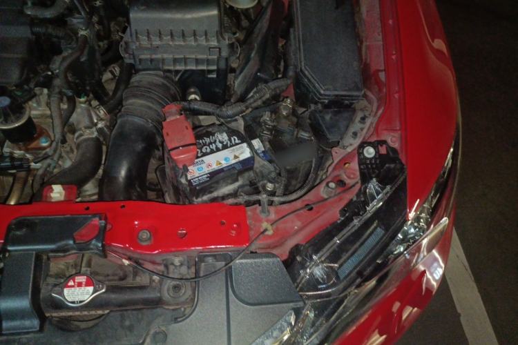Used Honda Civic 2012 1.8L automatic luxury edition Engine Bay Left