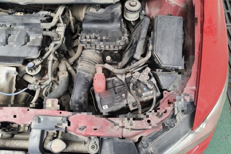 Used Honda Civic 2012 1.8L automatic luxury edition Engine Bay Left
