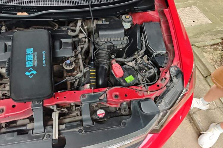Used Honda Civic 2012 1.8L automatic luxury edition Engine Bay Left