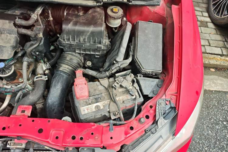 Used Honda Civic 2012 1.8L automatic comfort version Engine Bay Left