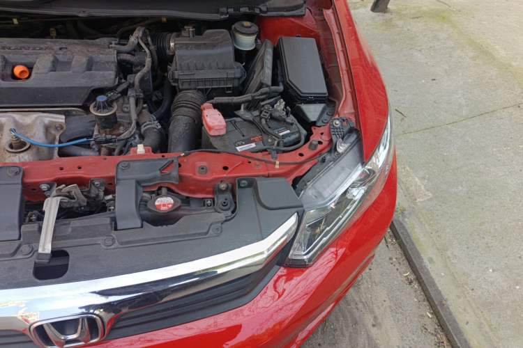 Used Honda Civic 2012 1.8L automatic comfort version Engine Bay Left