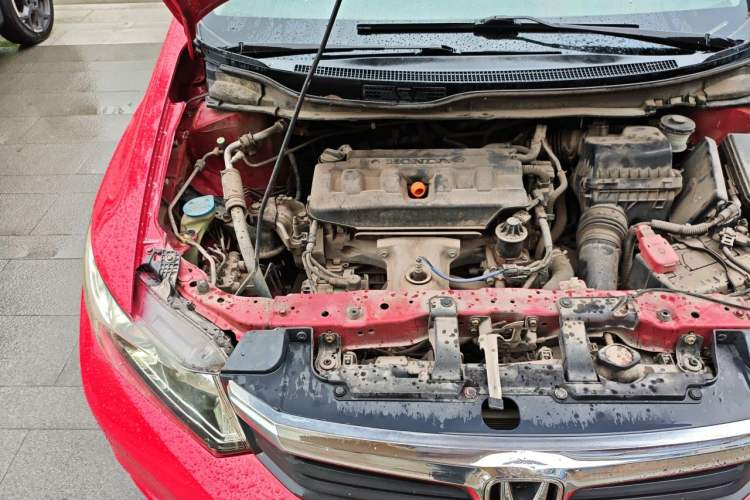 Used Honda Civic 2012 1.8L automatic comfort version Engine Bay Right