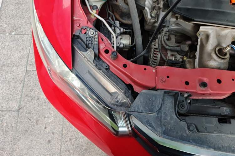 Used Honda Civic 2012 1.8L automatic comfort version Engine Bay Right