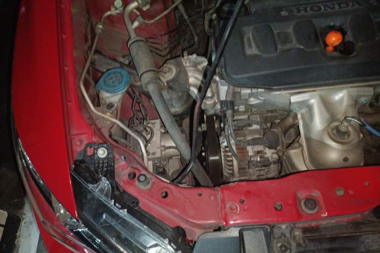 Used Honda Civic 2012 1.8L automatic luxury edition Engine Bay Right