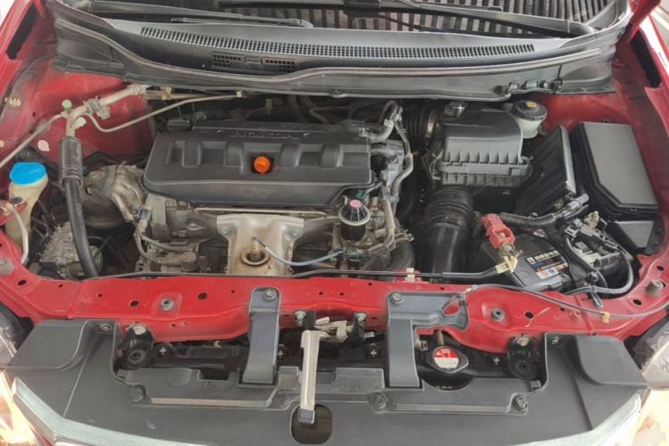 Used Honda Civic 2012 1.8L automatic comfort version Engine Bay