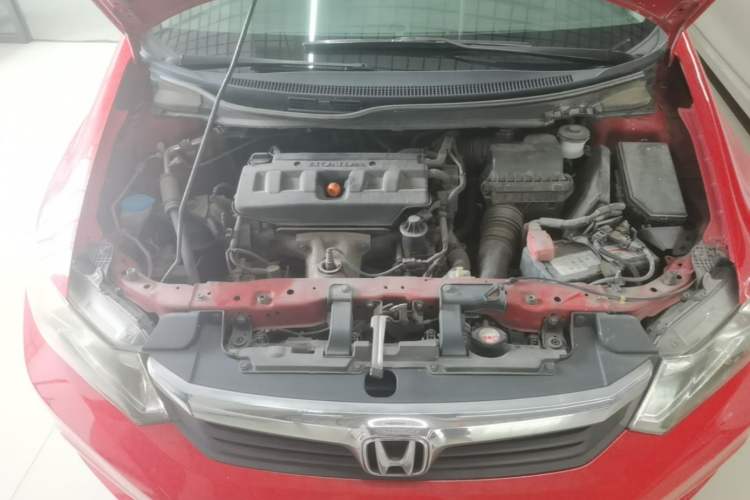 Used Honda Civic 2012 1.8L automatic comfort version Engine Bay