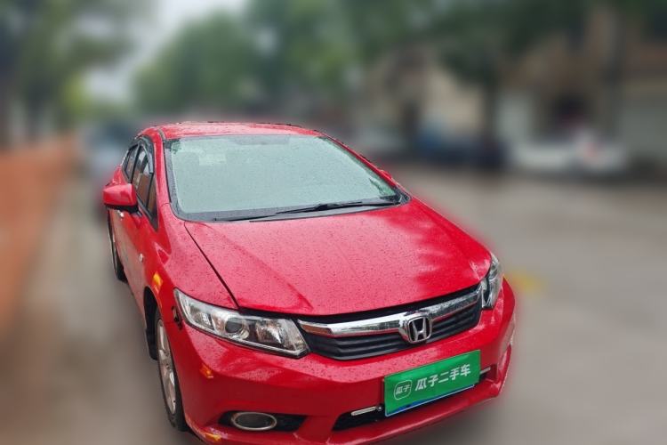 Used Honda Civic 2012 1.8L manual Comfort version Front Right 45 Deg