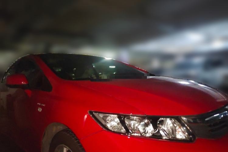 Used Honda Civic 2012 1.8L automatic comfort version Front Right 45 Deg