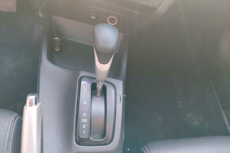 Used Honda Civic 2012 1.8L automatic luxury edition Gear Lever