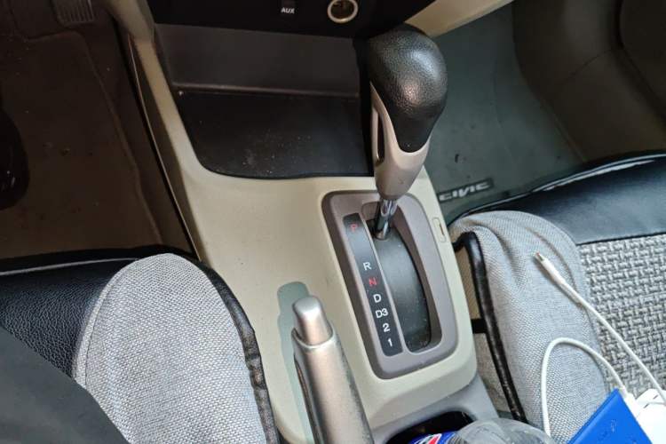 Used Honda Civic 2012 1.8L automatic comfort version Gear Lever