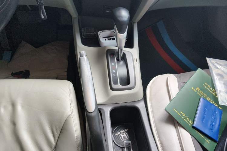 Used Honda Civic 2012 1.8L automatic luxury edition Gear Lever
