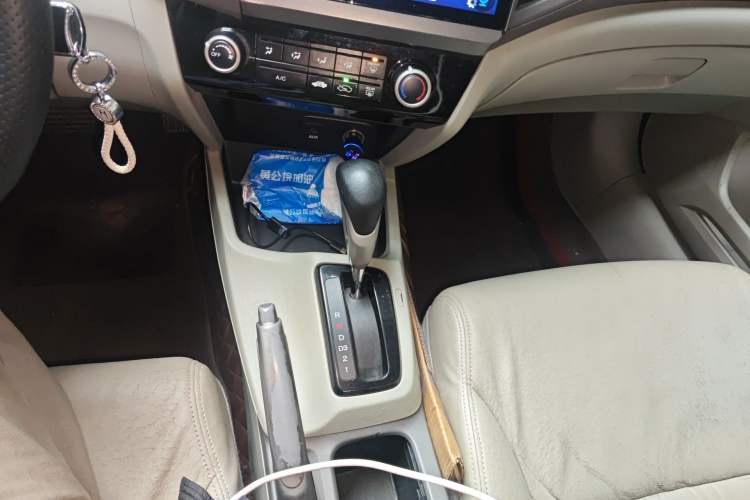 Used Honda Civic 2012 1.8L automatic comfort version Gear Lever