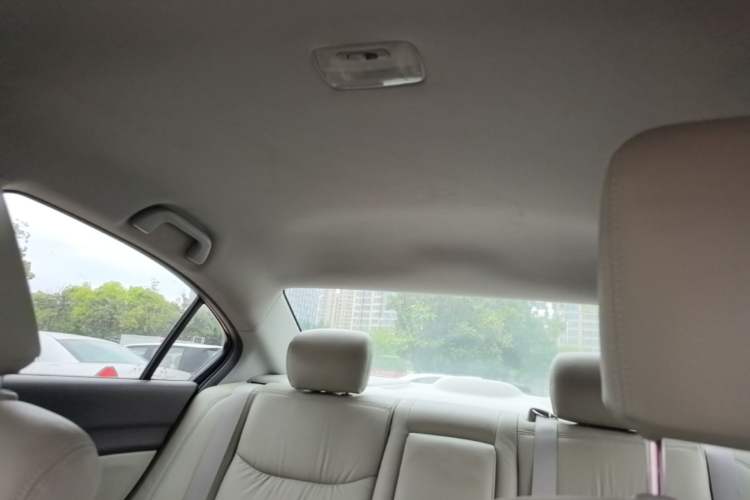 Used Honda Civic 2012 1.8L automatic comfort version Headliner