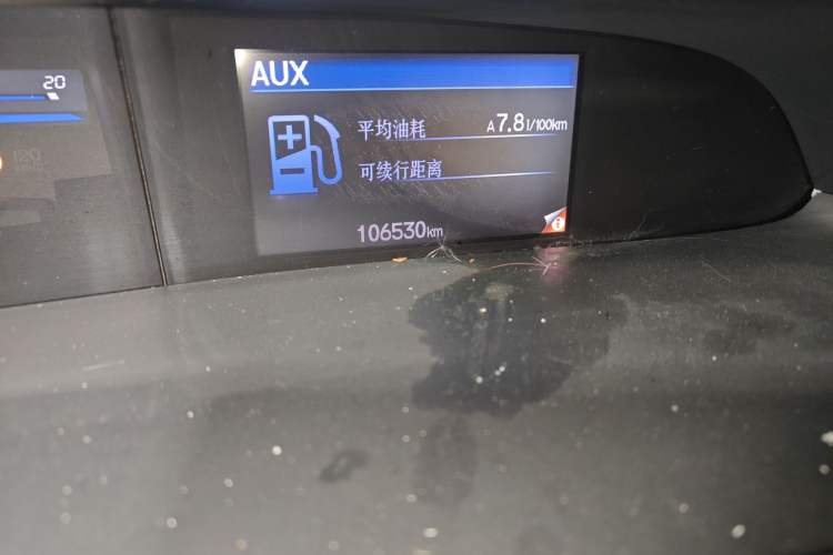 Used Honda Civic 2012 1.8L manual Comfort version Odometer Close Up