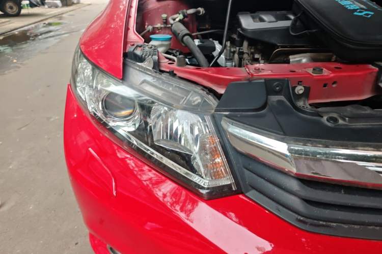 Used Honda Civic 2012 1.8L automatic luxury edition Right Front Headlight