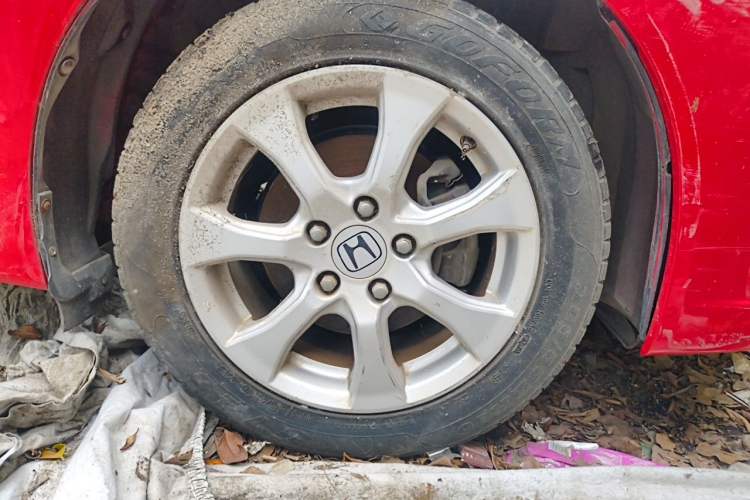 Used Honda Civic 2012 1.8L automatic comfort version Right Front Wheel Hub