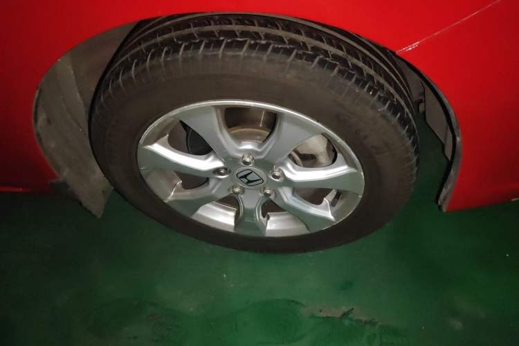 Used Honda Civic 2012 1.8L automatic comfort version Right Front Wheel Hub