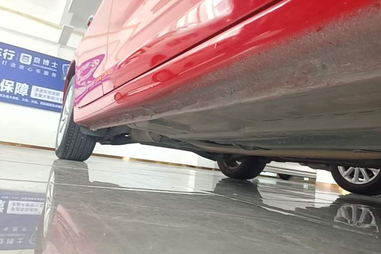 Used Honda Civic 2012 1.8L automatic comfort version Right Side Sill