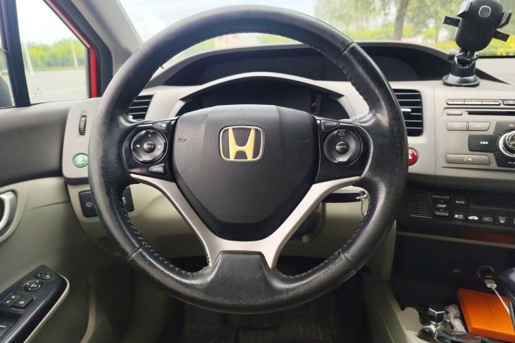 Used Honda Civic 2012 1.8L automatic luxury edition Steering Wheel