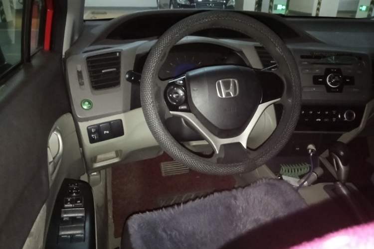 Used Honda Civic 2012 1.8L automatic comfort version Steering Wheel