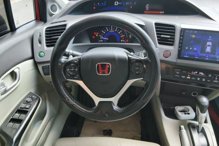 Used Honda Civic 2012 1.8L automatic luxury edition Steering Wheel