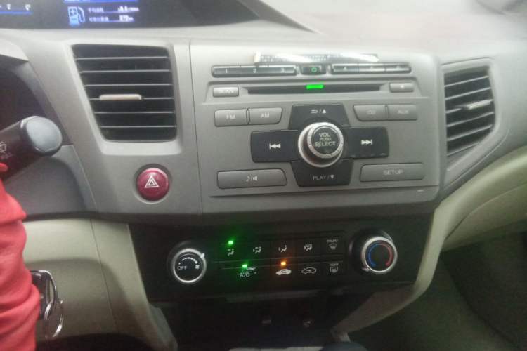 Used Honda Civic 2012 1.8L automatic comfort version Audio And AC Panel