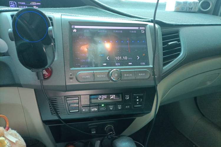 Used Honda Civic 2012 1.8L automatic luxury edition Audio And AC Panel