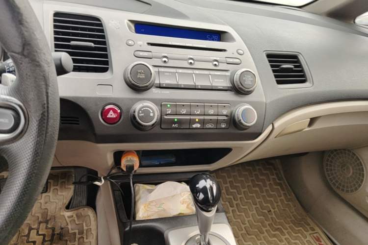 Used Honda Civic 2012 1.8L automatic comfort version Audio And AC Panel