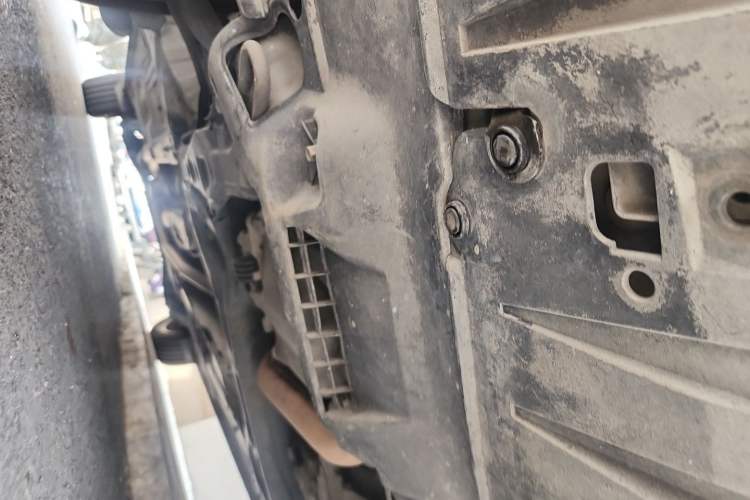 Used Honda Civic 2012 1.8L automatic luxury edition Chassis Front