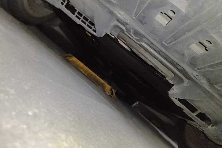 Used Honda Civic 2012 1.8L automatic luxury edition Chassis Front