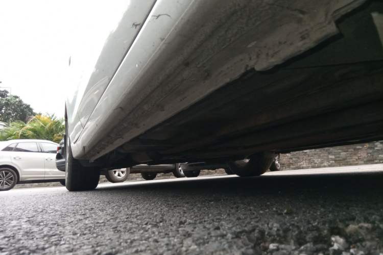 Used Honda Civic 2012 1.8L automatic luxury edition Chassis Front Right