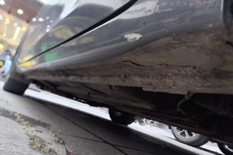 Used Honda Civic 2012 1.8L automatic luxury edition Chassis Rear Left