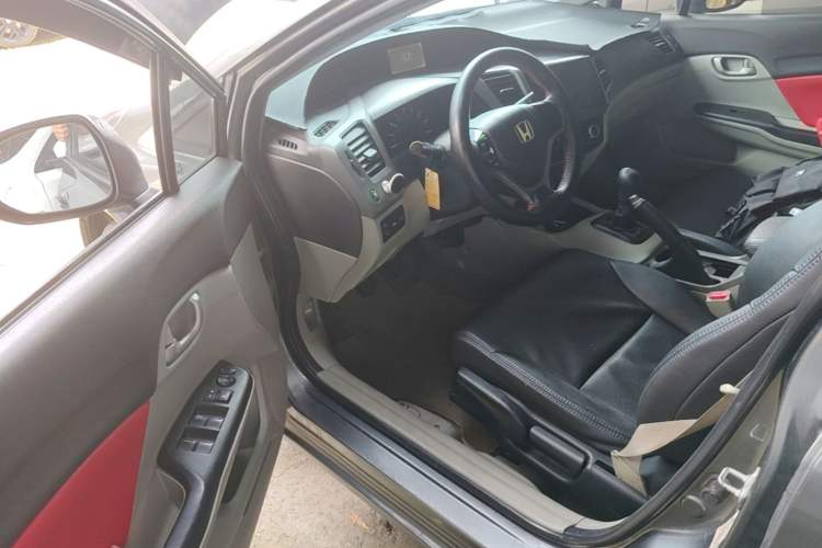 Used Honda Civic 2012 1.8L manual Comfort version Driver Seat