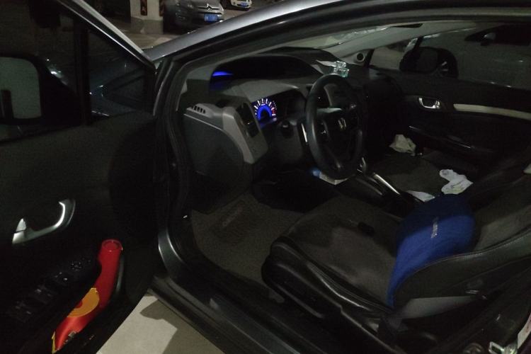 Used Honda Civic 2012 1.8L automatic luxury edition Driver Seat