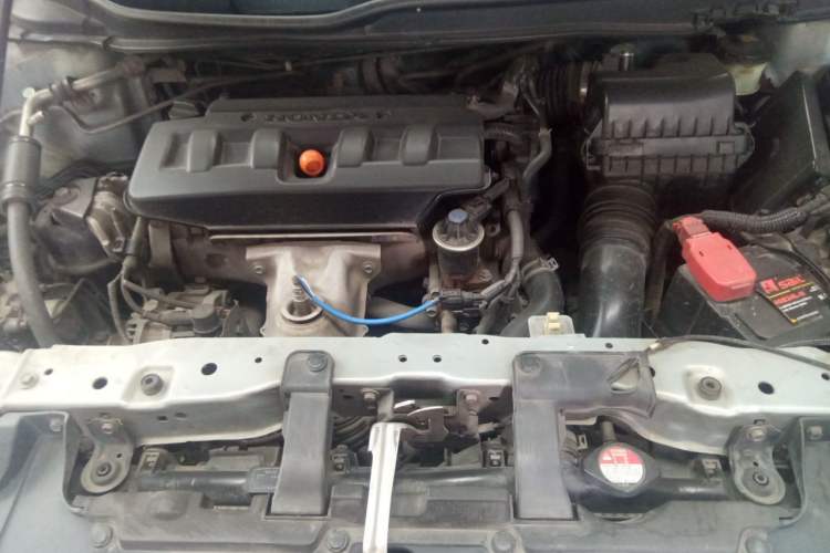 Used Honda Civic 2012 1.8L automatic comfort version Engine Bay