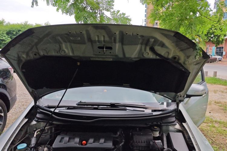 Used Honda Civic 2012 2.0L Automatic TYPE-S Navigation Edition Engine Bay