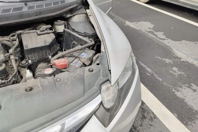 Used Honda Civic 2012 1.8L automatic comfort version Engine Bay Left