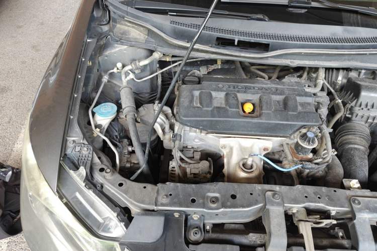 Used Honda Civic 2012 1.8L automatic comfort version Engine Bay Right